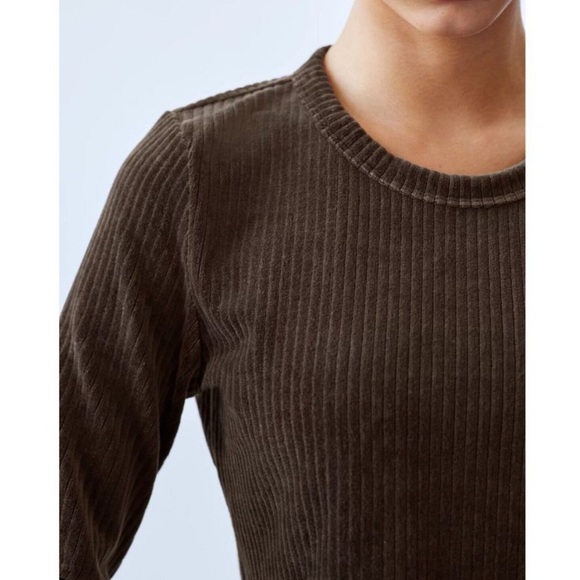 Sunday Best | Suri Top - Picture 8 of 8